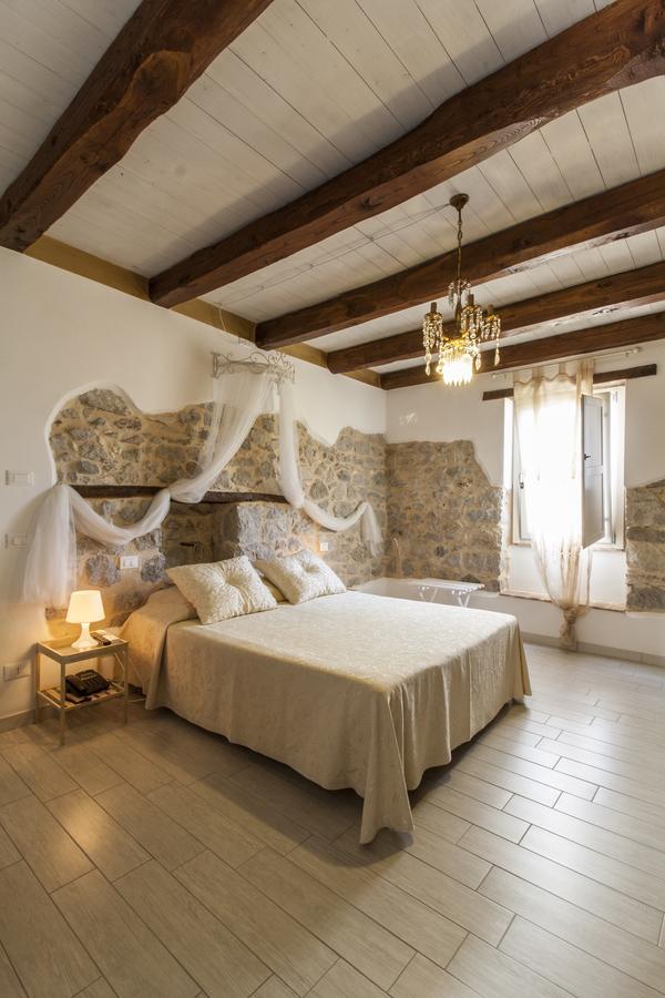 Aia Antica Bed and Breakfast Monte San Biagio Eksteriør billede